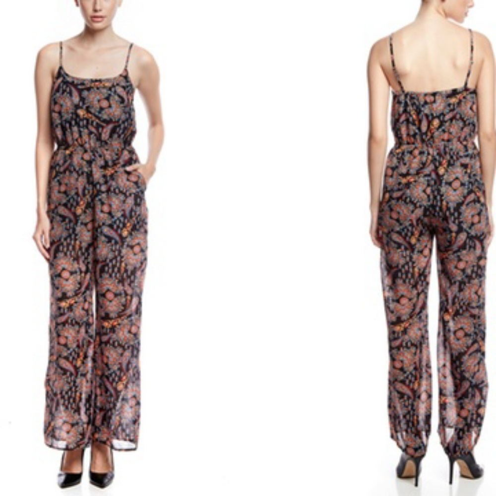 Women's Ali and Kris Jumpsuit Size Small